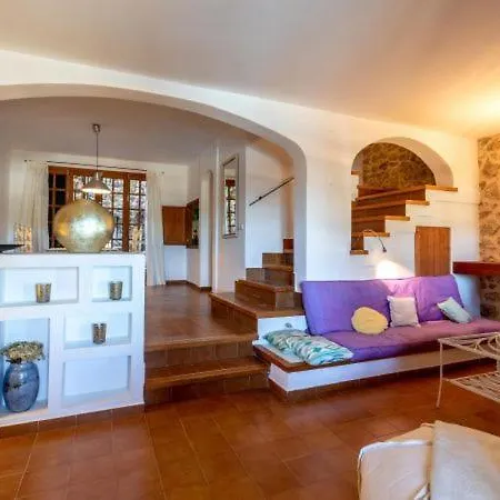 Sleeps 6 With Wifi * Pollenca